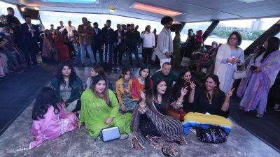 শোটাইম মিউজিক এন্ড প্লের সফল নৌ-বহর অনুষ্ঠিত
