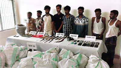 বগুড়া চকসূত্রাপুরে রাতভর সেনাবাহিনীর মাদকবিরোধী অভিযান