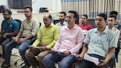 পাবনায় সুদের ফাঁদে সর্বস্বান্ত ব্যবসায়ী: বসতভিটা লিখে নেওয়ার অভিযোগ ভুক্তভোগীর