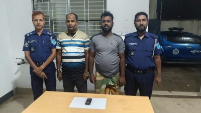 আশুলিয়ায় নারী যাত্রীকে জিম্মি করে ছিনতাই, গ্রেপ্তার ২