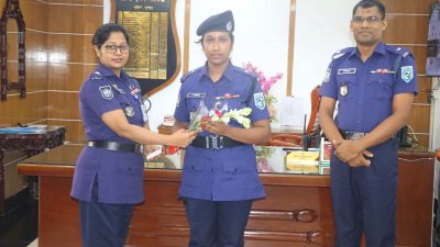 গাইবান্ধায় পদোন্নতিপ্রাপ্ত পুলিশ সদস্যদের র‍্যাংক ব্যাজ প্রদান