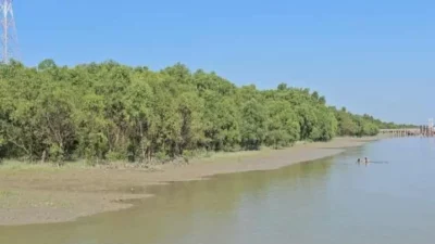 নাফ নদীতে নিখোঁজের ৩২ ঘণ্টা পর জেলের মরদেহ উদ্ধার