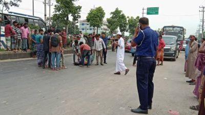 ভালুকায় প্রাইভেট কারের চাপায় পথচারীর মৃত্যু