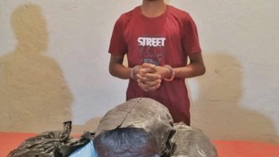 ৮ কেজি গাঁজাসহ গ্রেফতার ০১