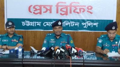 লুণ্ঠিত আগ্নেয়াস্ত্রসহ গ্রেফতার এক: কোতোয়ালী থানার পুলিশের সফল অভিযান