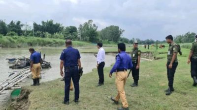 ‎মির্জাপুরে পাঁচটি বাংলা ড্রেজার মেশিনসহ পাইপ ধ্বংস করল ভ্রাম্যমাণ আদালত