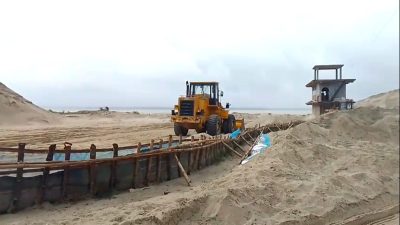 উপকূলীয় জেলাগুলোতে চলমান বৈরী আবহাওয়া ও টানা বৃষ্টিপাতে