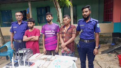 গোবিন্দগঞ্জে মোবাইল ব্যাংকিং হ্যাকার ও বিপুল পরিমাণ সিমসহ টাকা উদ্ধার