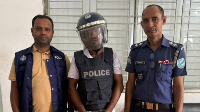 আশুলিয়ায় ছিনতাইকারীর ছুরিকাঘাতে পোশাক শ্রমিক খুন, ছিনতাইকারী গ্রেফতার