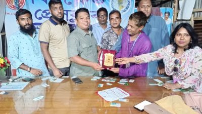 ২৩ তম বর্ষে পদার্পণ ২০২৫ উপলক্ষে খিলক্ষেত প্রেসক্লাব /প্রতিষ্ঠাতা /সভাপতি/ হাবিব সরকার (স্বাধীন) সম্মাননা স্বারক প্রদান