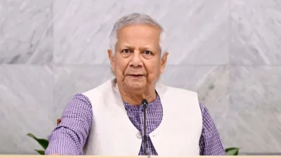 চার দিনের সরকারি সফর শেষে দেশে ফিরেছেন প্রধান উপদেষ্টা