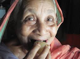 মায়ের হাসি